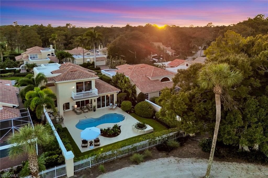 211 Via Napoli, NAPLES FL 34105-6