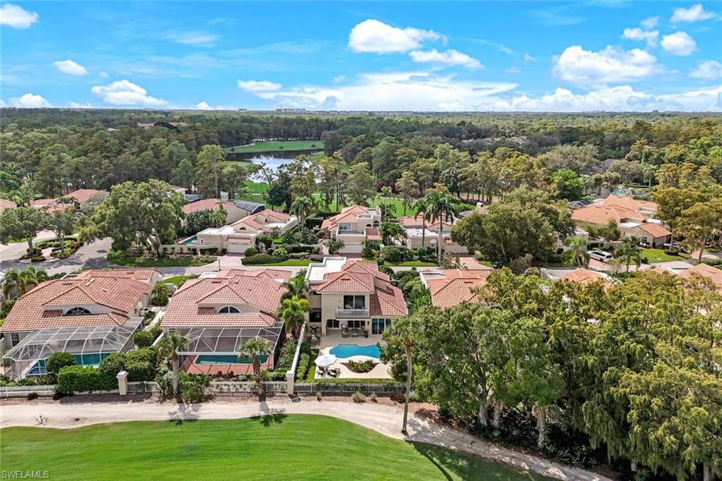 211 Via Napoli, NAPLES FL 34105-35
