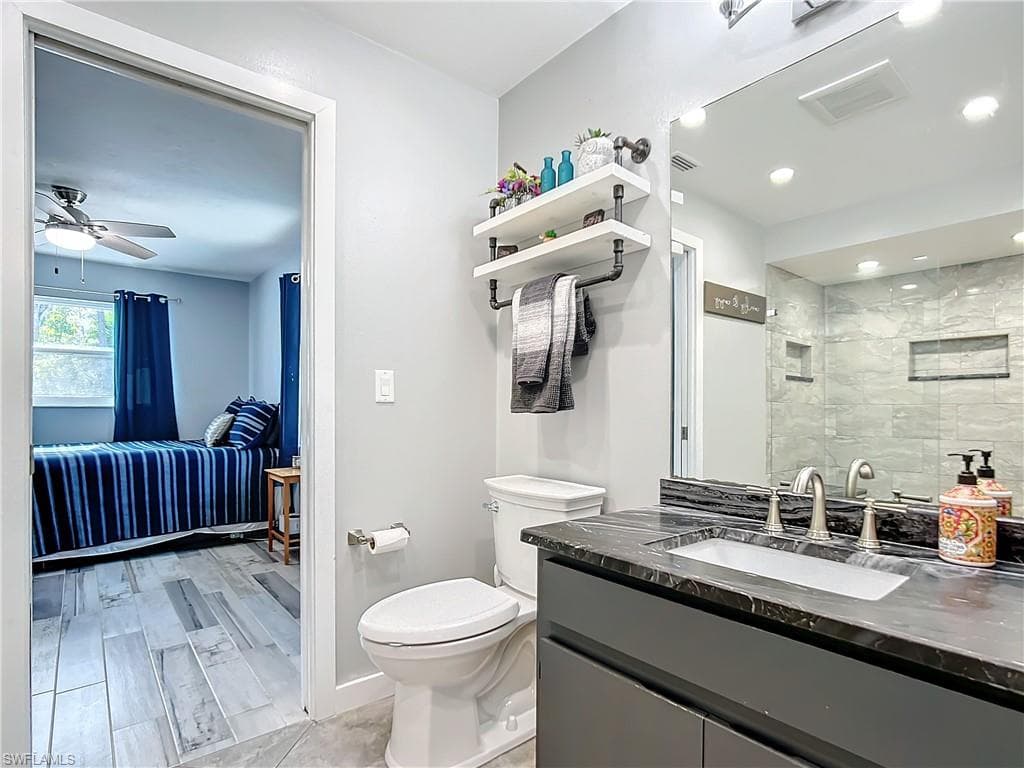 15711 Anderson LN, FORT MYERS FL 33912-14