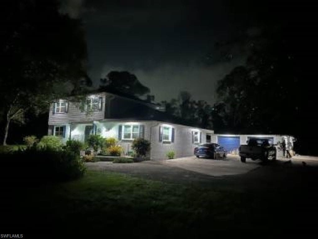 15711 Anderson LN, FORT MYERS FL 33912-47