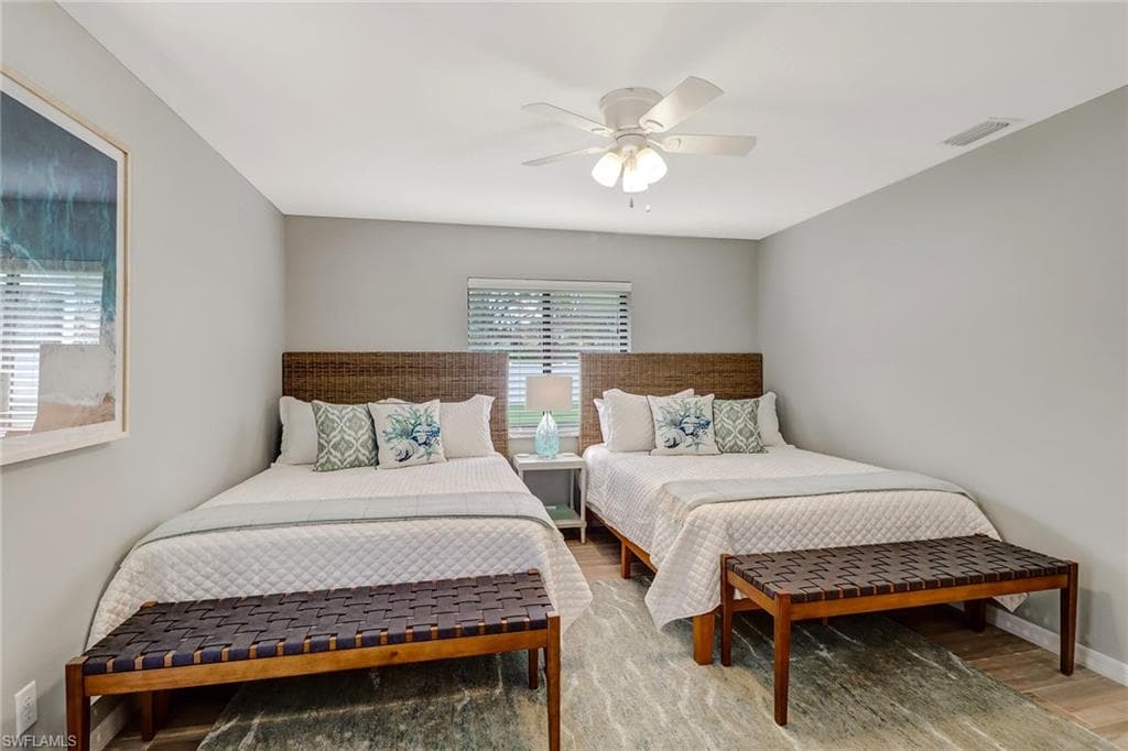 186 Wickliffe DR, NAPLES FL 34110-16