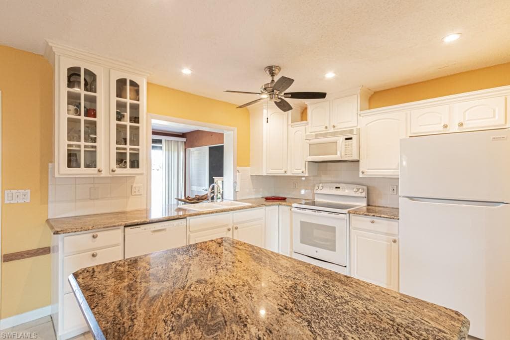 3375 Boca Ciega DR, NAPLES FL 34112-5