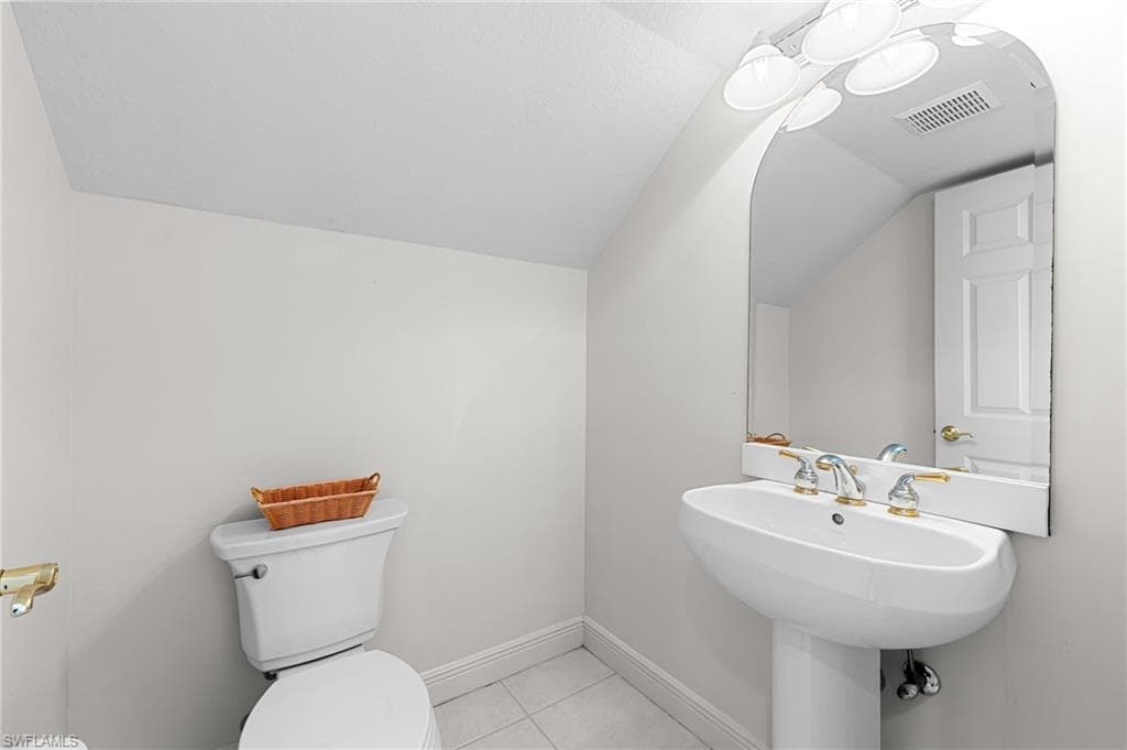 20171 Eagle Glen WAY, ESTERO FL 33928-17