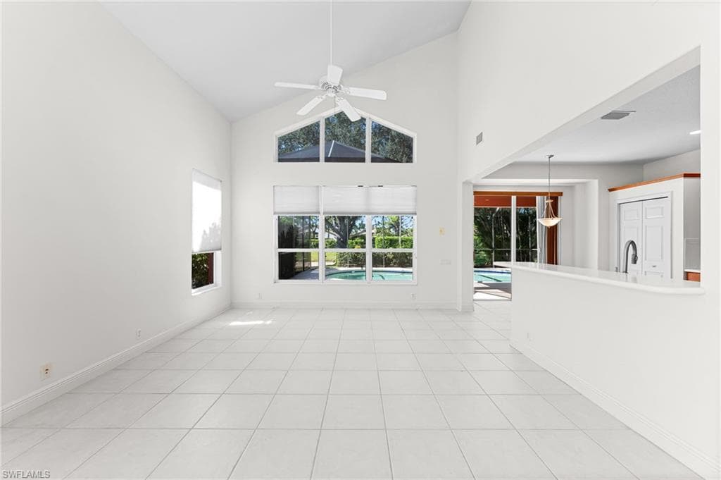 20171 Eagle Glen WAY, ESTERO FL 33928-3