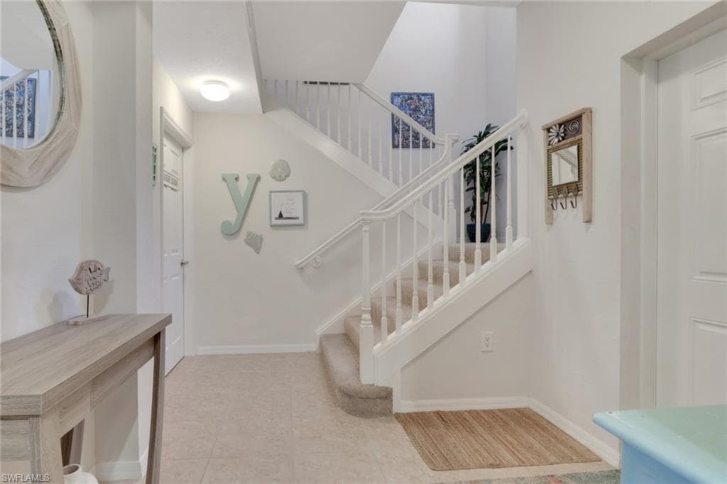 4500 Botanical Place CIR # 101, NAPLES FL 34112-5