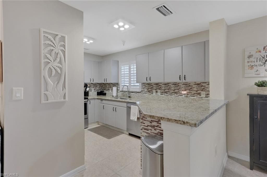 4500 Botanical Place CIR # 101, NAPLES FL 34112-11