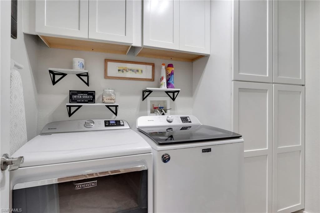 4500 Botanical Place CIR # 101, NAPLES FL 34112-25