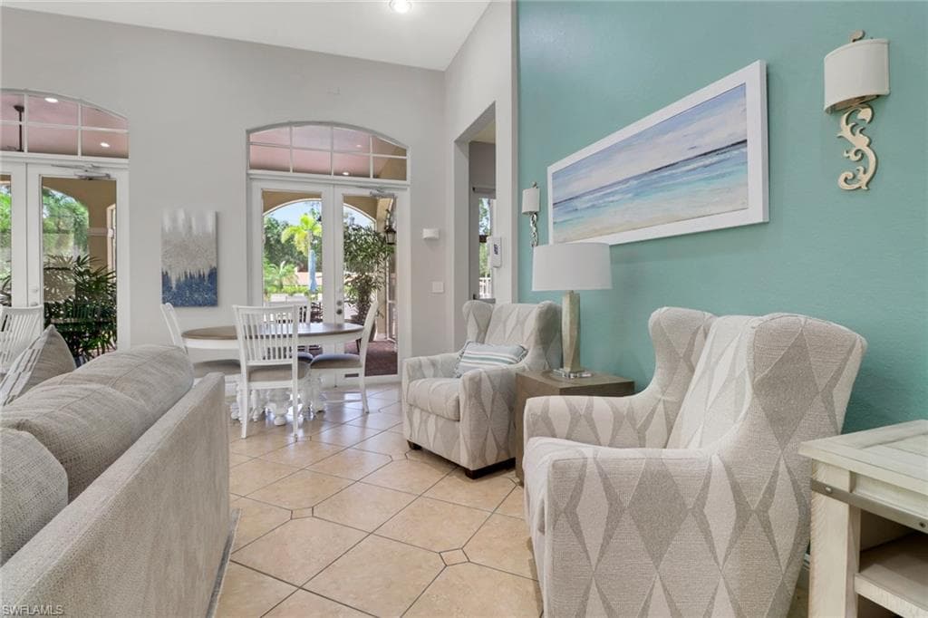 4500 Botanical Place CIR # 101, NAPLES FL 34112-30