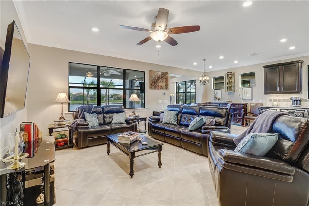 7567 Winding Cypress DR, NAPLES FL 34114-4