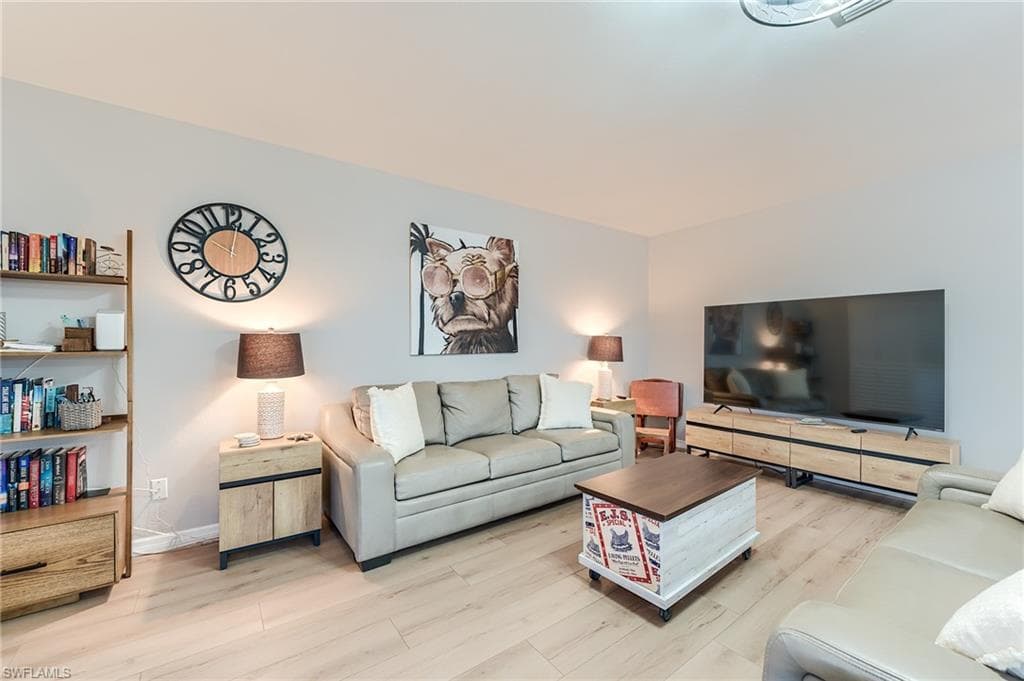 114 Lovers LN, FORT MYERS BEACH FL 33931-23