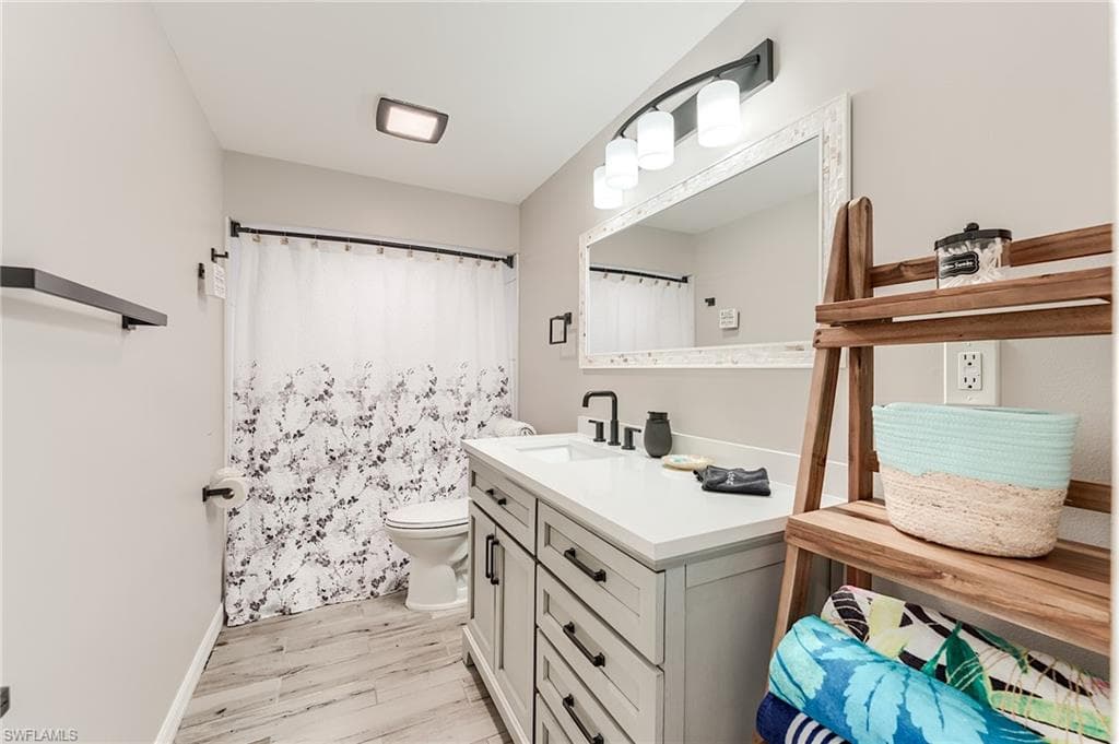 114 Lovers LN, FORT MYERS BEACH FL 33931-14