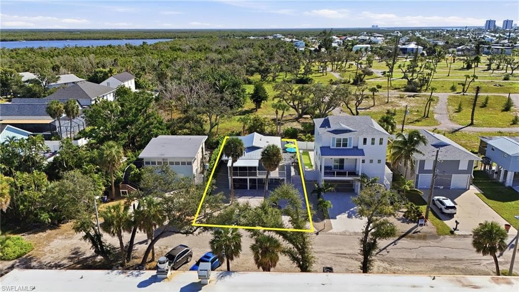 114 Lovers LN, FORT MYERS BEACH FL 33931-39