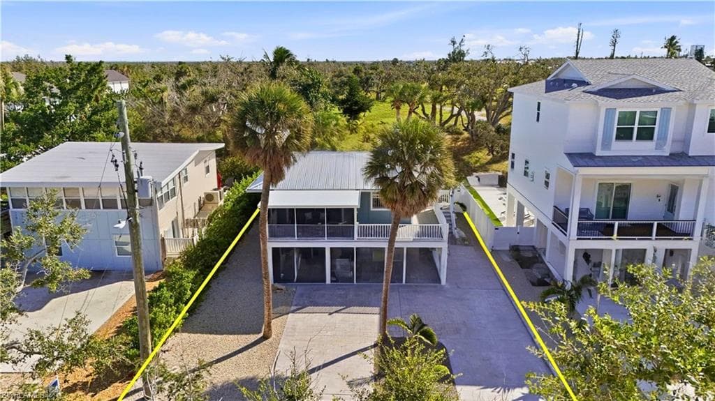 114 Lovers LN, FORT MYERS BEACH FL 33931-38