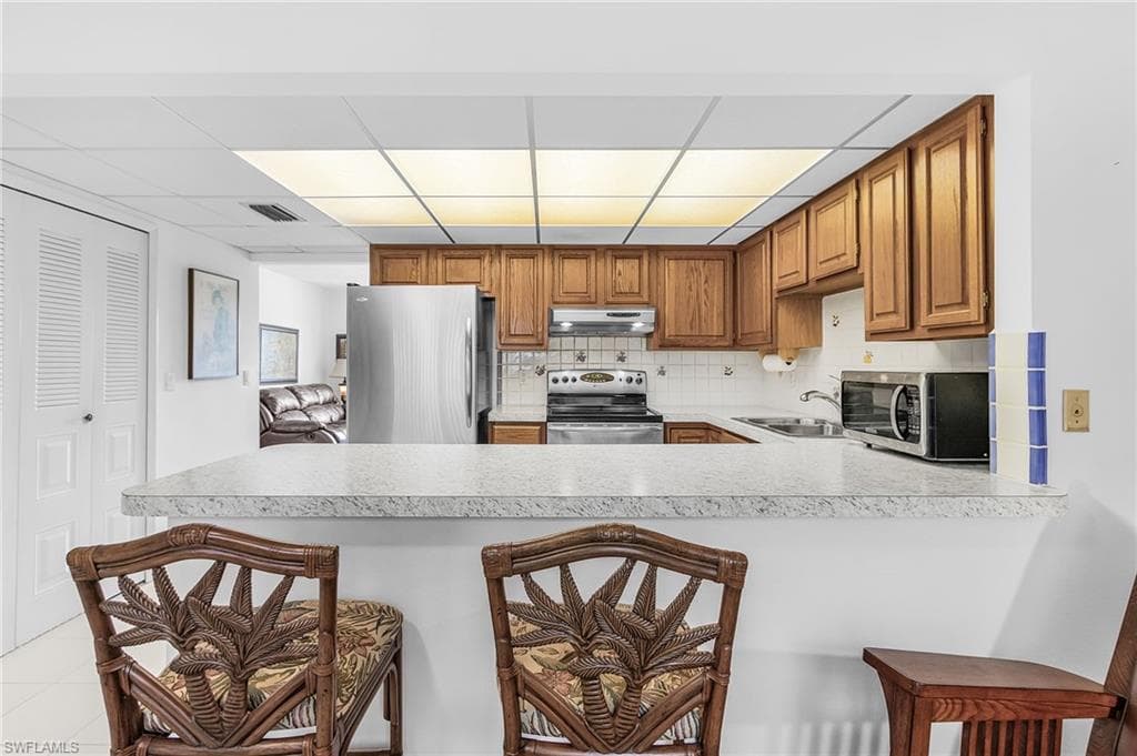 6894 Sandtrap DR # 4, FORT MYERS FL 33919-6