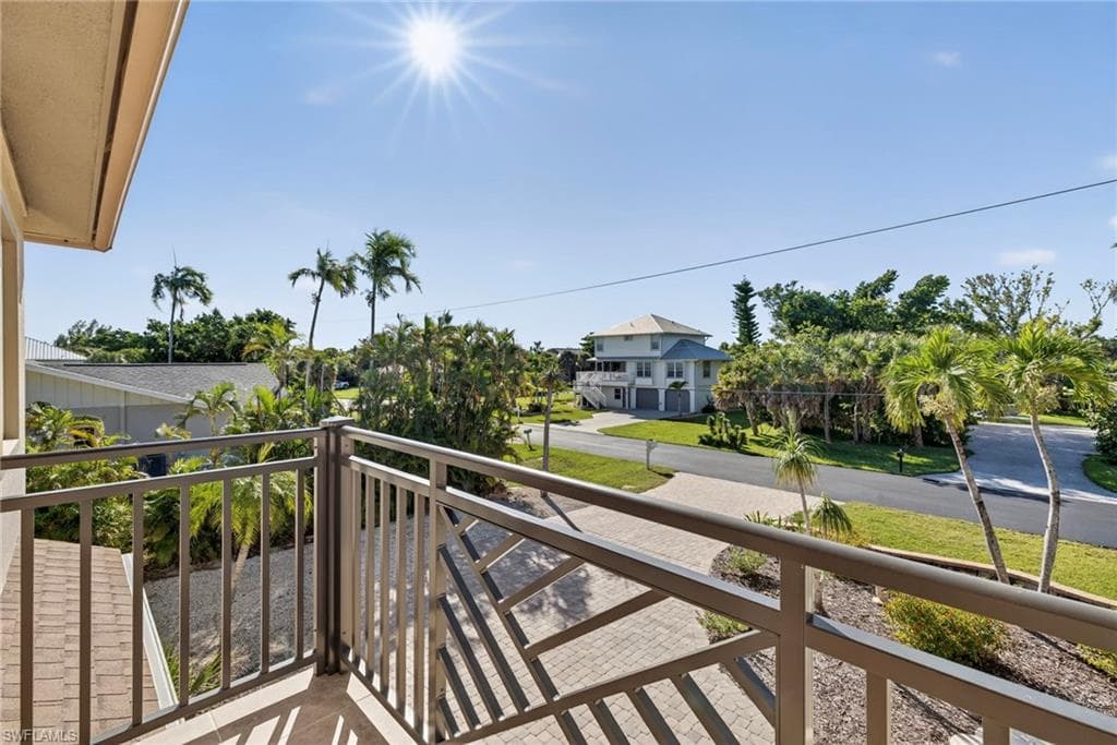 1747 Serenity LN, SANIBEL FL 33957-11