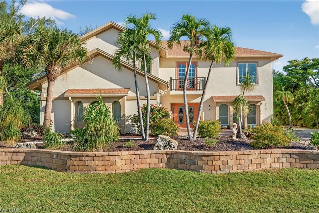 1747 Serenity LN, SANIBEL FL 33957-2