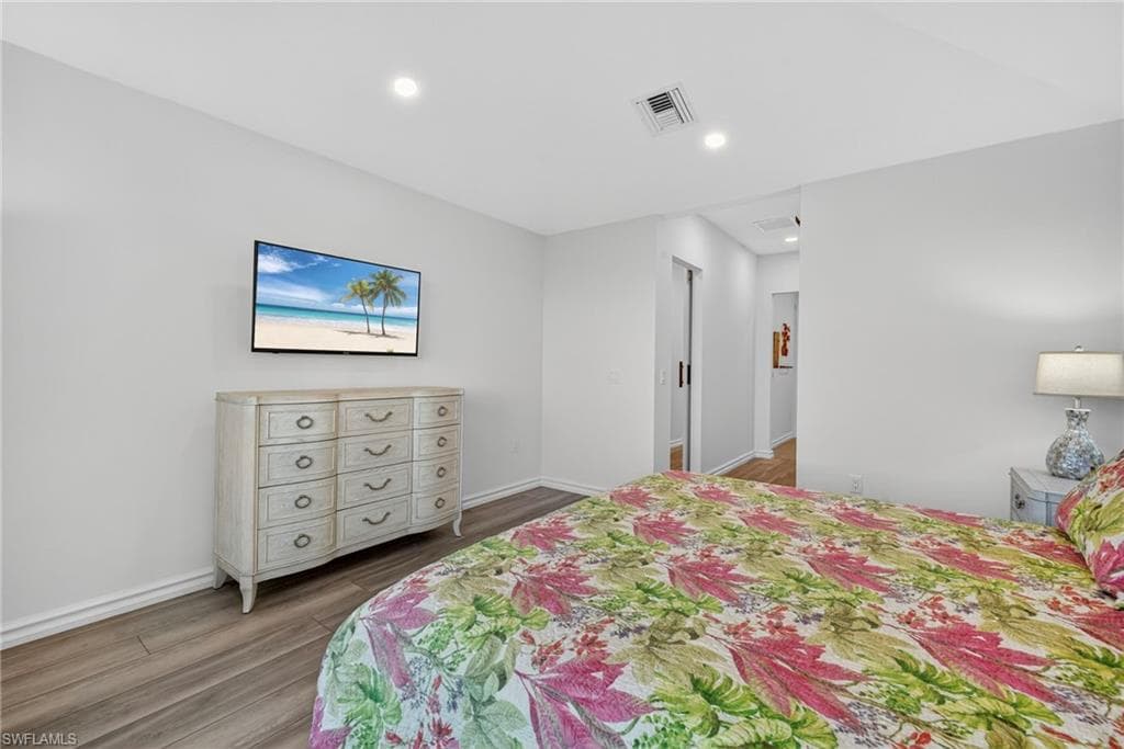 1747 Serenity LN, SANIBEL FL 33957-23