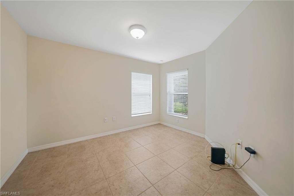 2457 Hopefield CT, CAPE CORAL FL 33991-14