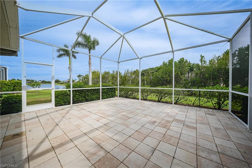 2457 Hopefield CT, CAPE CORAL FL 33991-30