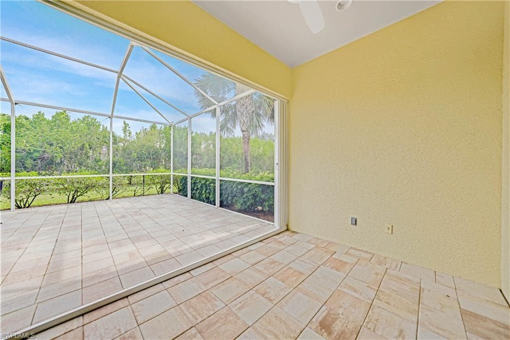2457 Hopefield CT, CAPE CORAL FL 33991-28