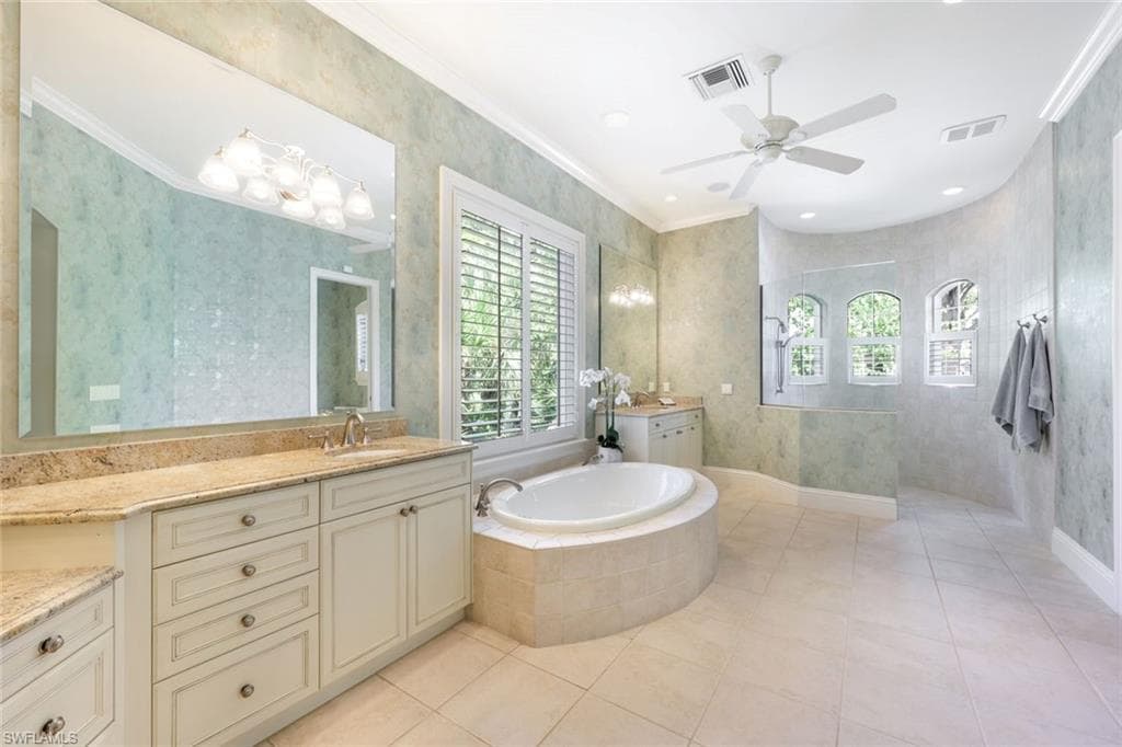 1483 Gormican LN, NAPLES FL 34110-25