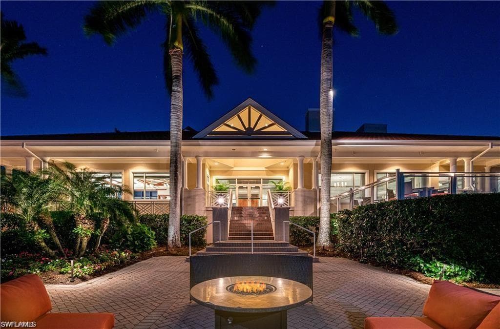 1483 Gormican LN, NAPLES FL 34110-47