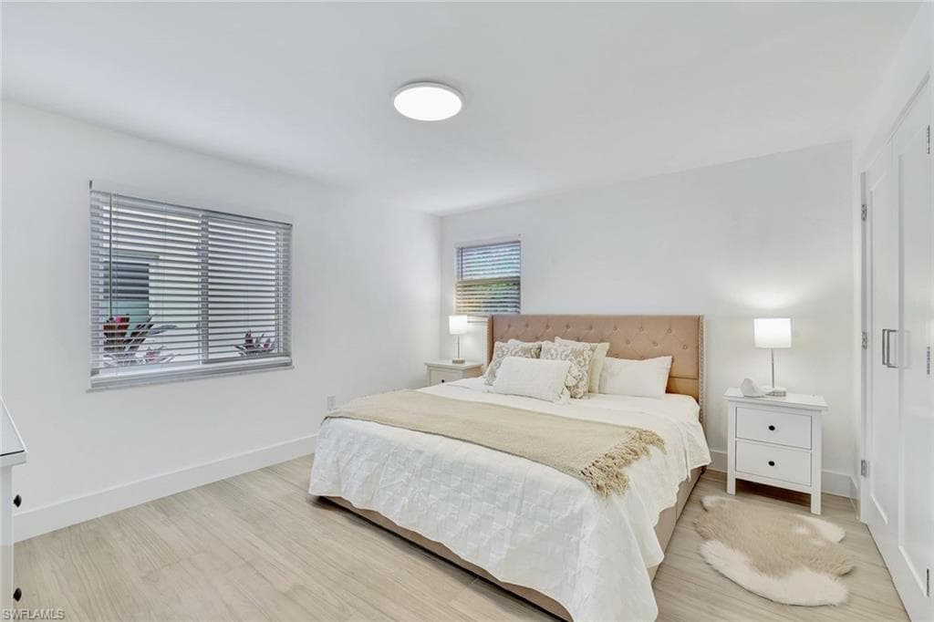 1155 Sandpiper ST # A7, NAPLES FL 34102-5