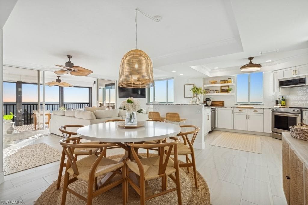 4753 Estero BLVD 804-2