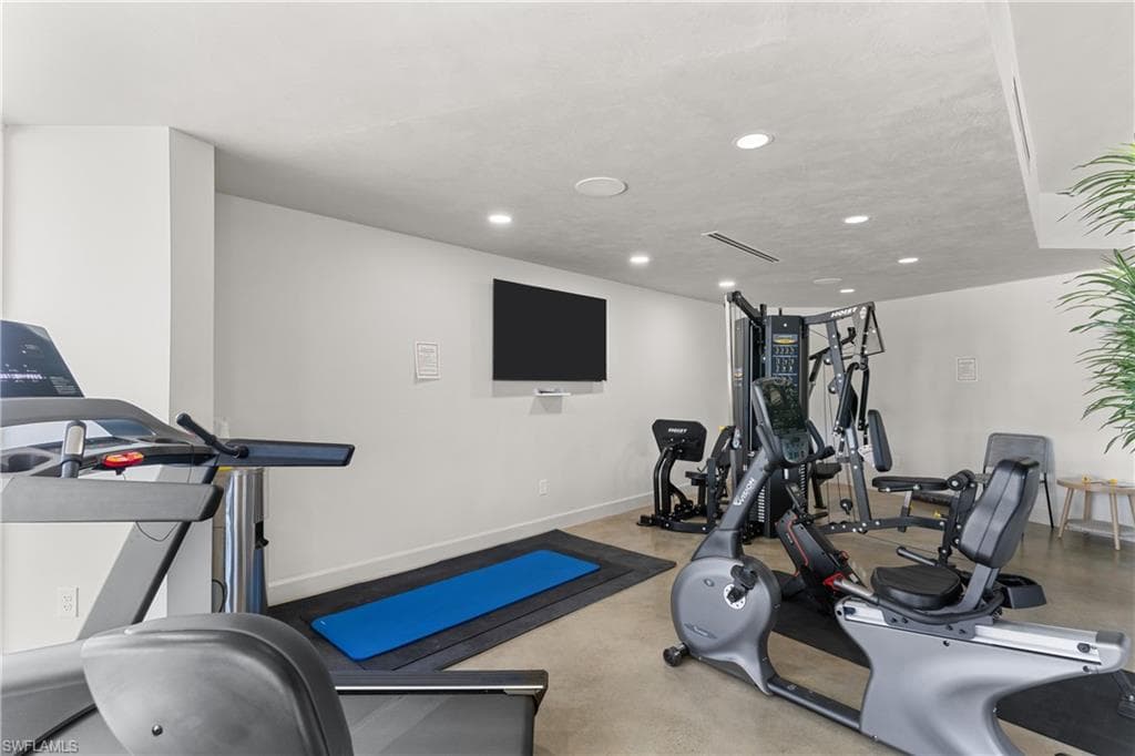 4753 Estero BLVD 804-23