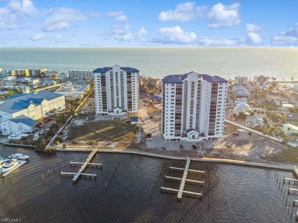 4753 Estero BLVD 804-3