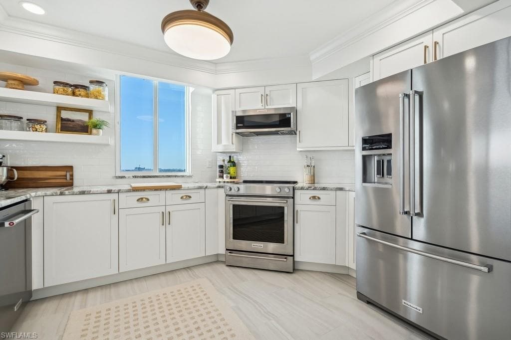 4753 Estero BLVD 804-7