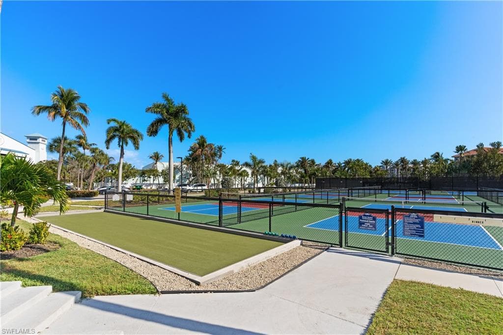 4753 Estero BLVD 804-24