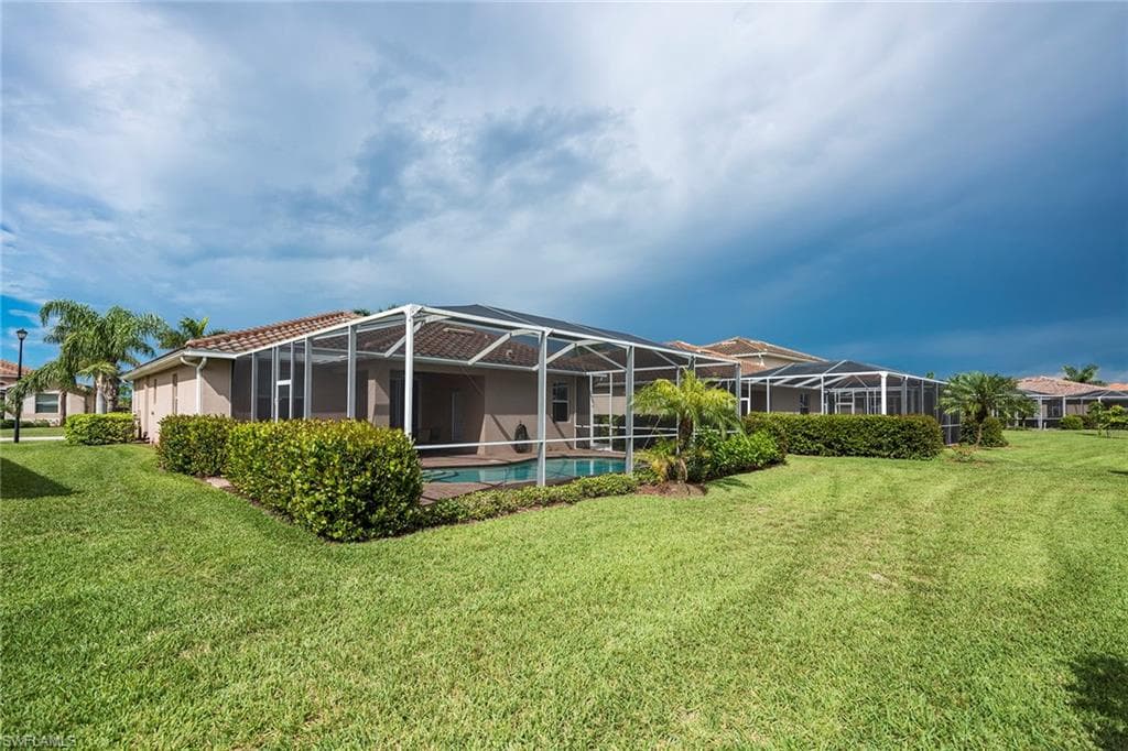 14796 Canton CT, NAPLES FL 34114-20