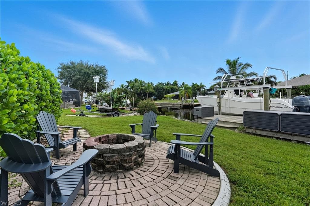 6163 Plumosa AVE, FORT MYERS FL 33908-48