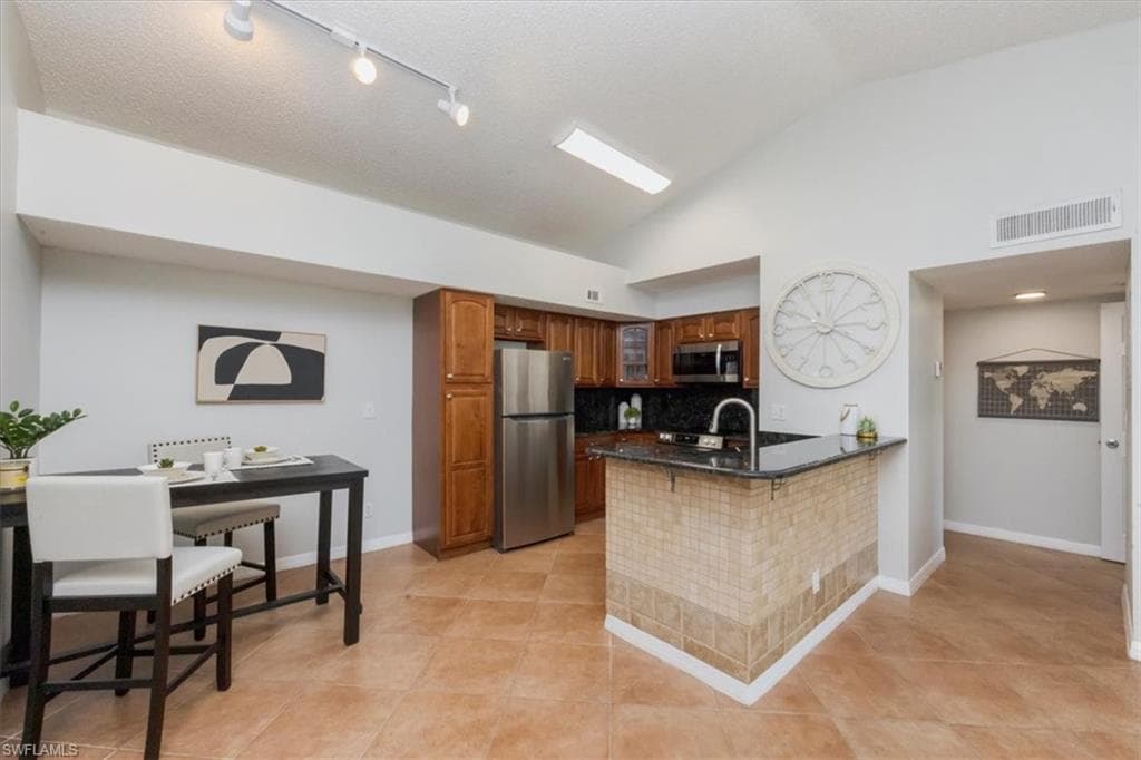 13545 Eagle Ridge DR # 834, FORT MYERS FL 33912-8