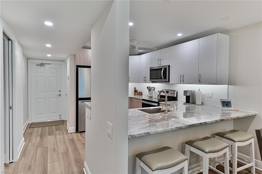 26000 Hickory BLVD # 206, BONITA SPRINGS FL 34134-11