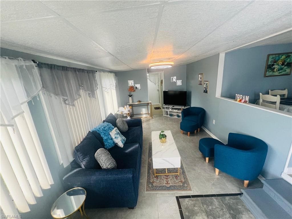 471 Palm DR 310-11