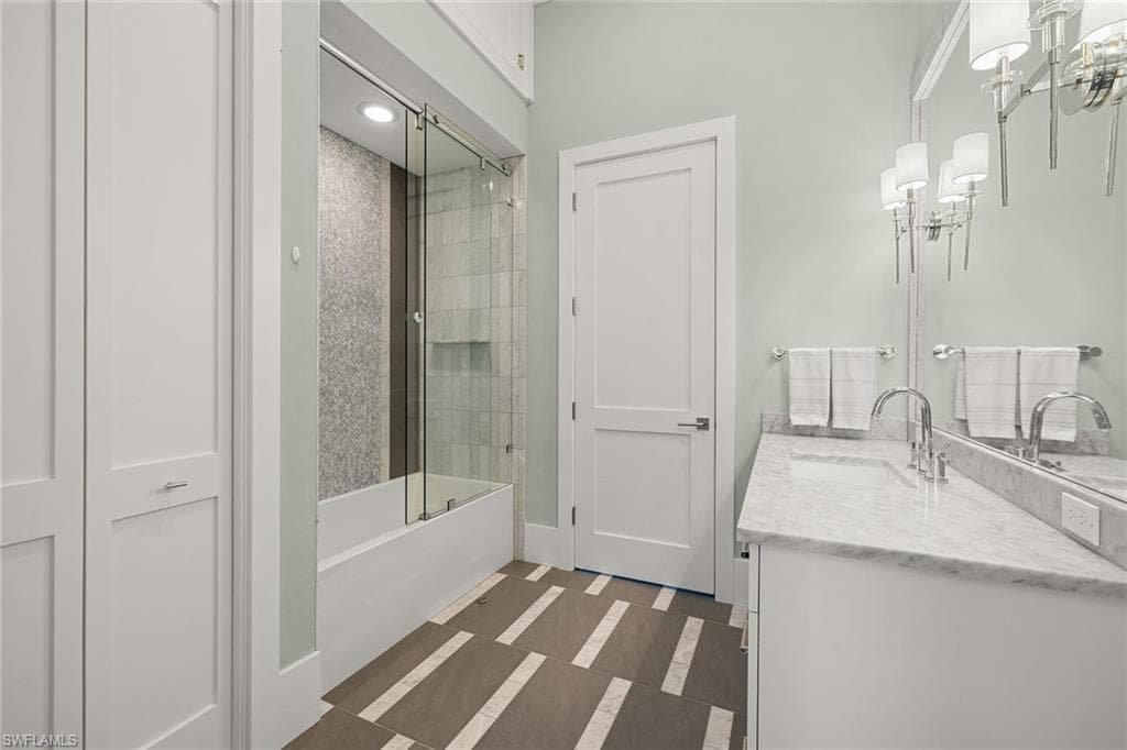 26984 Hickory BLVD-36