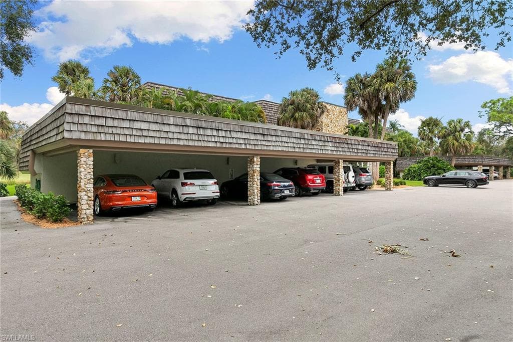 112 Wilderness DR # 123, NAPLES FL 34105-21