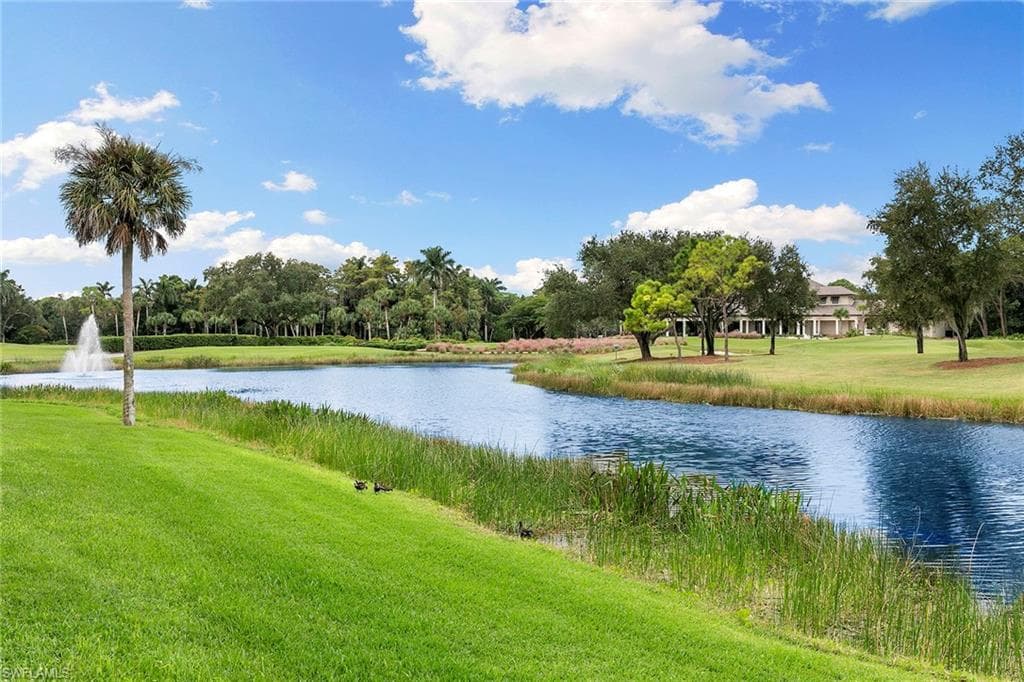 112 Wilderness DR # 123, NAPLES FL 34105-3