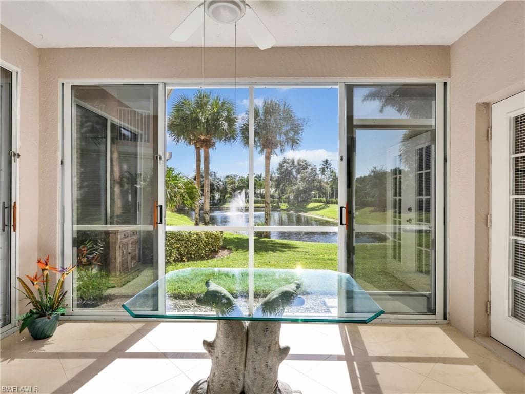 651 Wiggins Lake DR # 101, NAPLES FL 34110-1