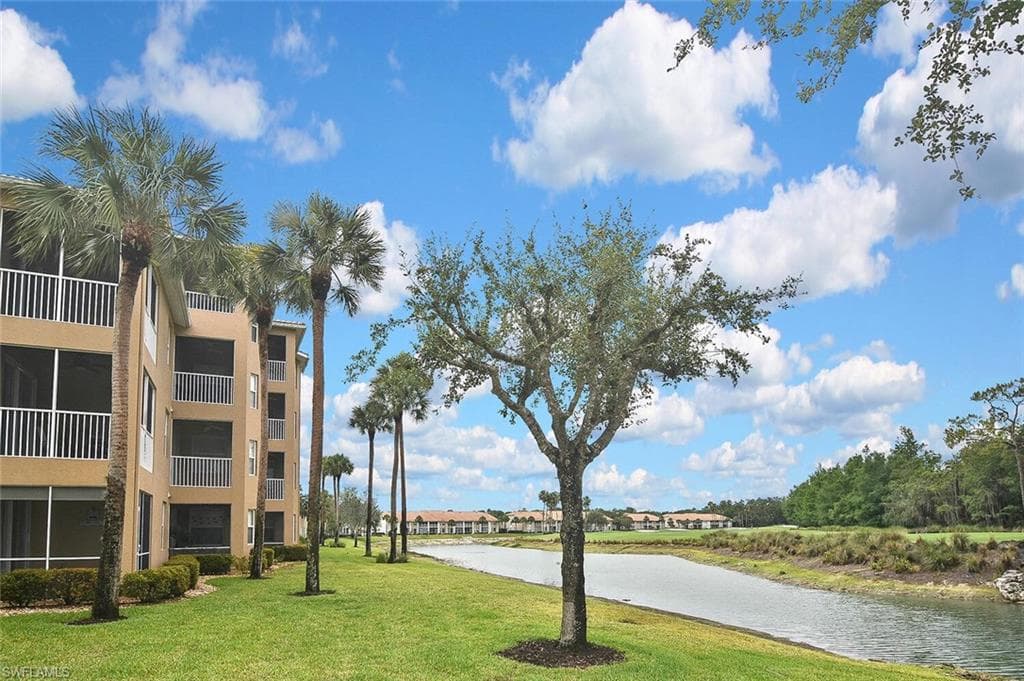 3830 SAWGRASS WAY # 2946, NAPLES FL 34112-41