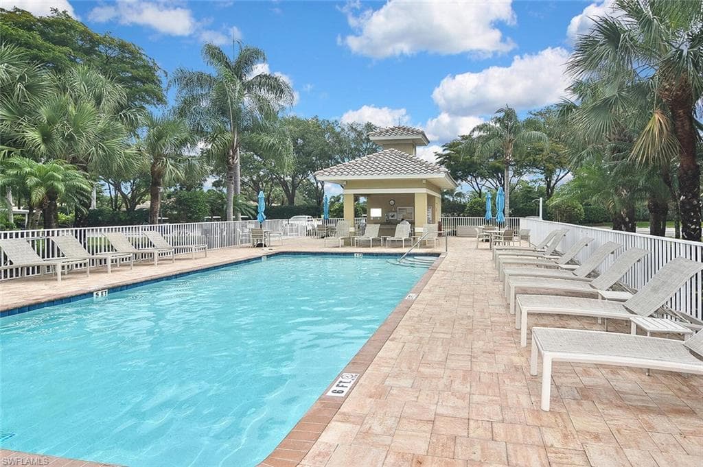 3830 SAWGRASS WAY # 2946, NAPLES FL 34112-47