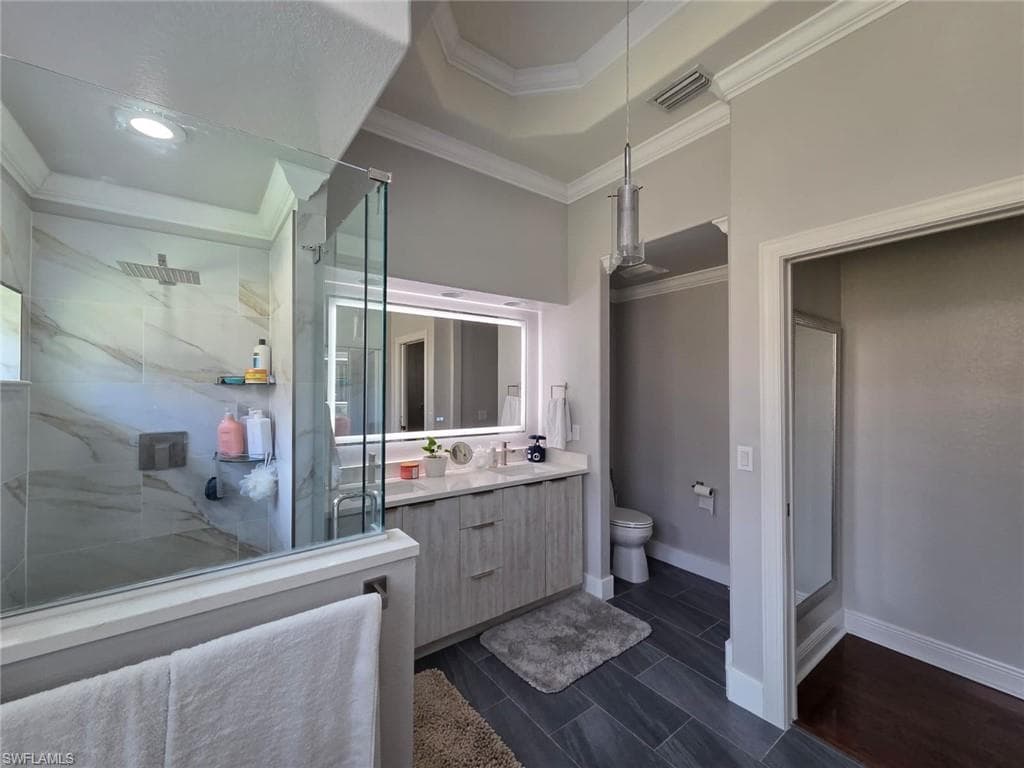 15437 Cortona WAY, NAPLES FL 34120-21