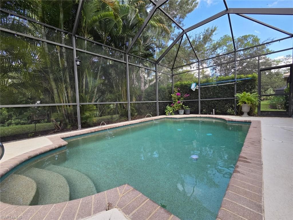 15437 Cortona WAY, NAPLES FL 34120-2