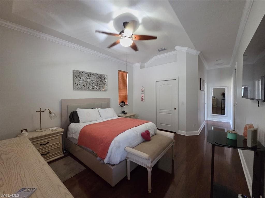 15437 Cortona WAY, NAPLES FL 34120-19