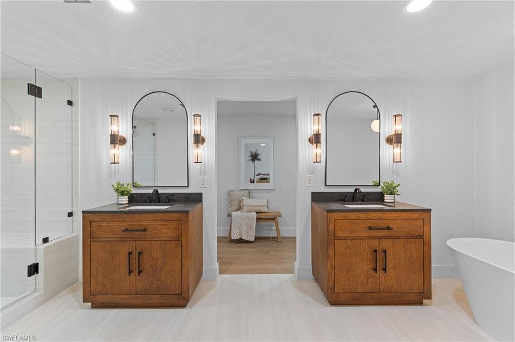 2535 Cortez BLVD, FORT MYERS FL 33901-15