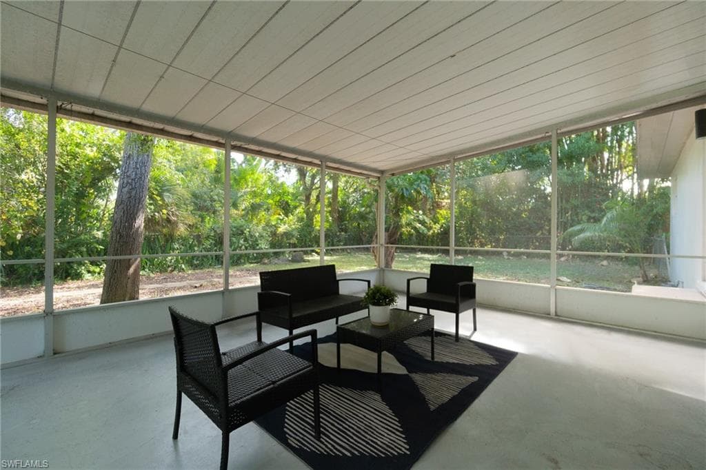 2535 Cortez BLVD, FORT MYERS FL 33901-23