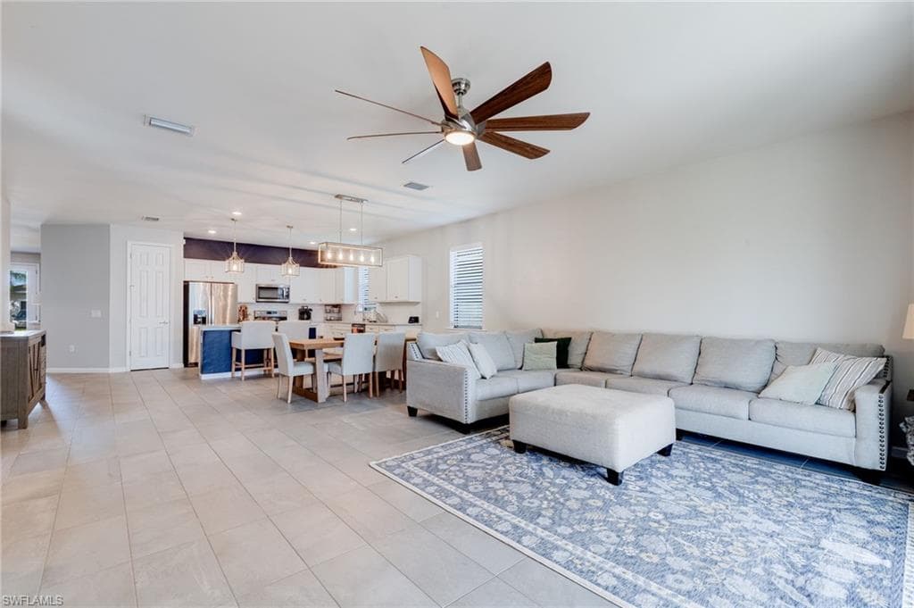 16000 Palmetto Prairie DR, ALVA FL 33920-5