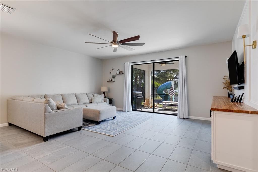 16000 Palmetto Prairie DR, ALVA FL 33920-6